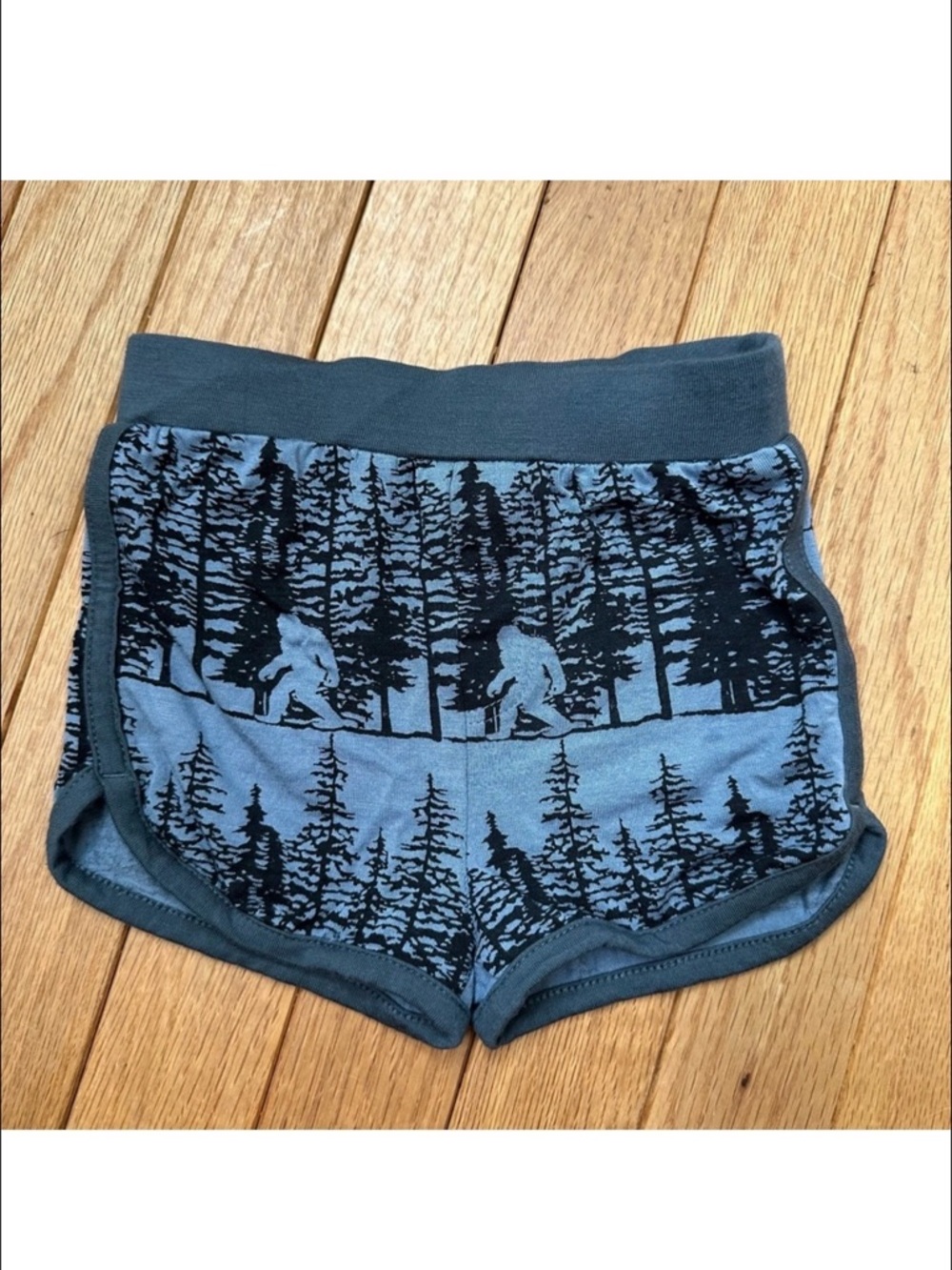 Kate Quinn Modal Sasquatch Bigfoot Print Shorts 18-24 Months Blue